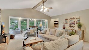 スマートテレビ、ステレオ