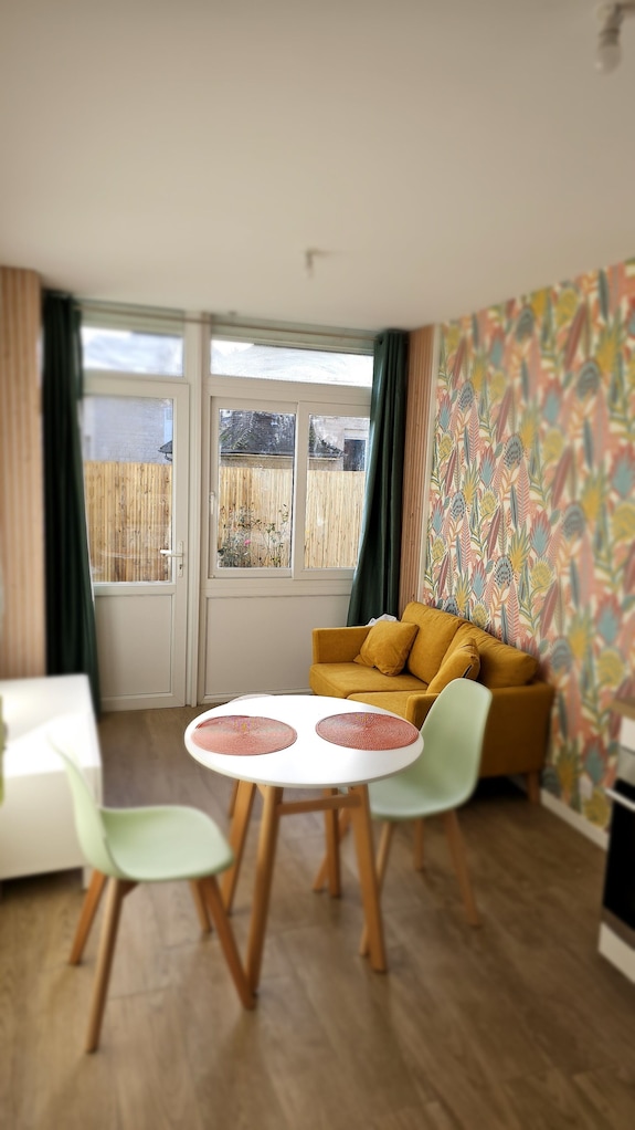 Appartement T1 En Plein Centre Ville De Thury Harcout - Clécy