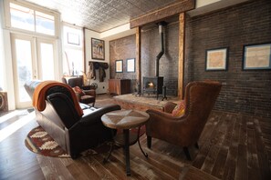 로비 좌석 공간