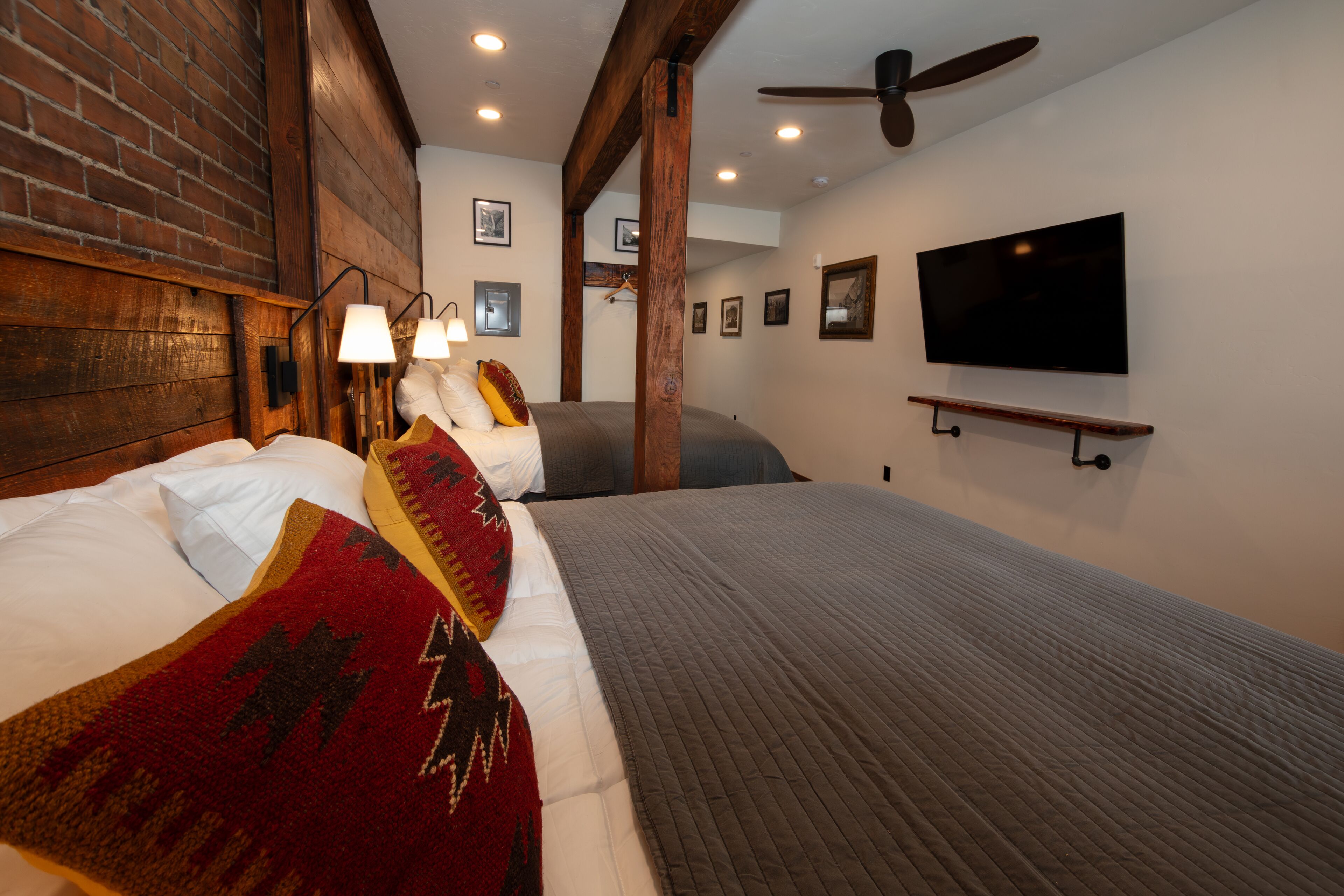 Svit Deluxe | 1 sovrum, gratis produkter i minibar och individuell inredning