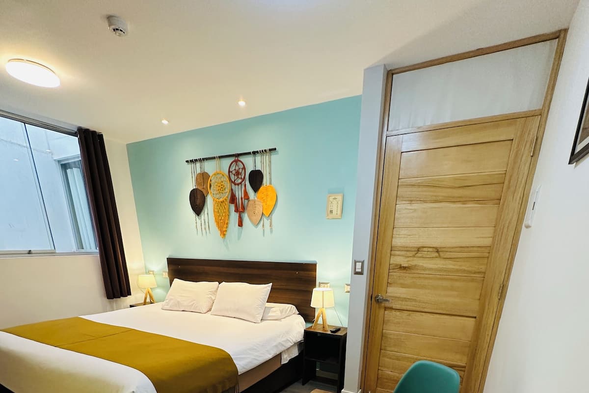 Deluxe Room | 1 bedroom, premium bedding, individually decorated