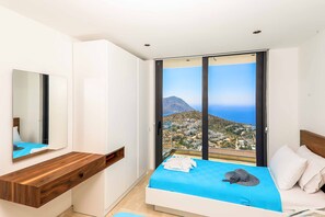 4 Schlafzimmer, Bügeleisen/Bügelbrett, WLAN, Bettwäsche