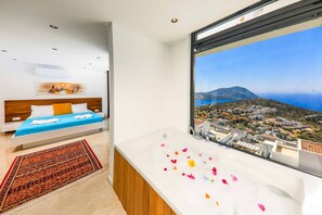 4 soverom, strykejern/-brett, wi-fi og sengetøy