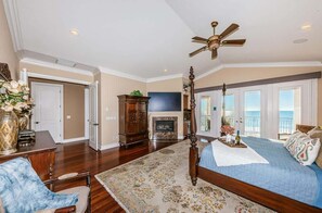 5 habitaciones, tabla de planchar con plancha y wifi gratis 