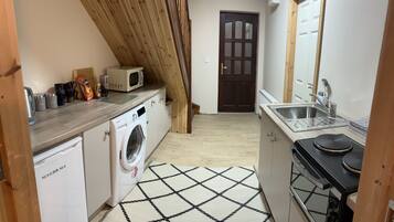 Apartment | Private kitchen | Fridge, microwave, oven, stovetop