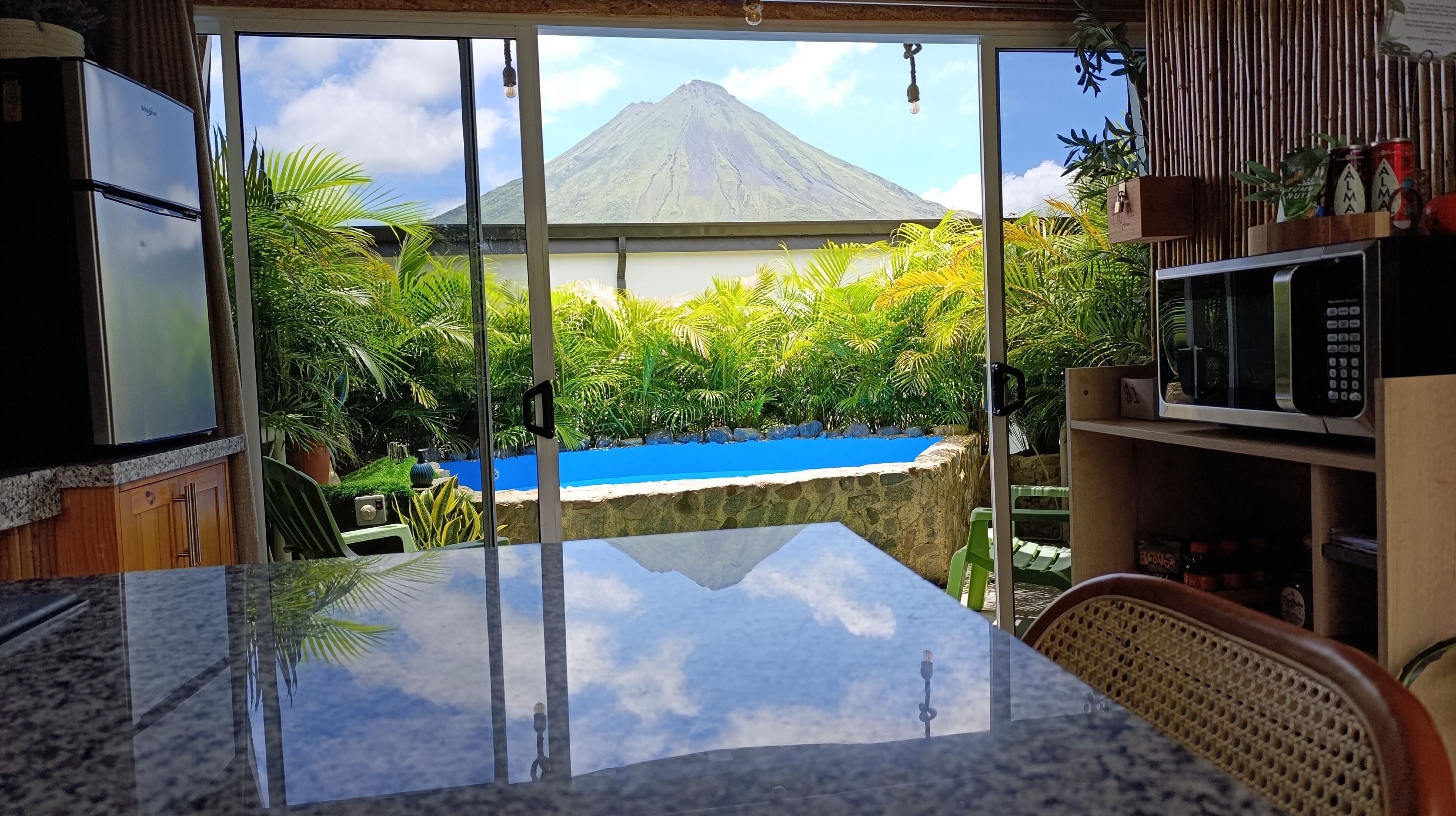 Fridge, microwave, coffee/tea maker, electric kettle