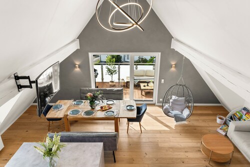 ❤ FeelGood Ferienhaus 12 Erw. & 4 Kleinkind. 212m² Sauna Garten Terrasse & Grill