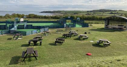 3 Bed Caravan Sea Views Discounted Ferry