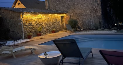 Maison Béarnaise, Contemporaine Dhenri 4, Entre Campagne et Montagne