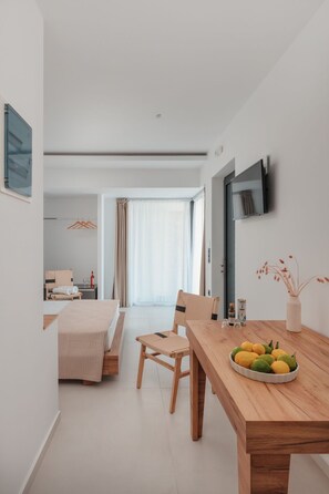 1 bedroom, WiFi, bed sheets - Plakakia Luxury Apartments - Apt 4 (MAKRY-GIALOS)