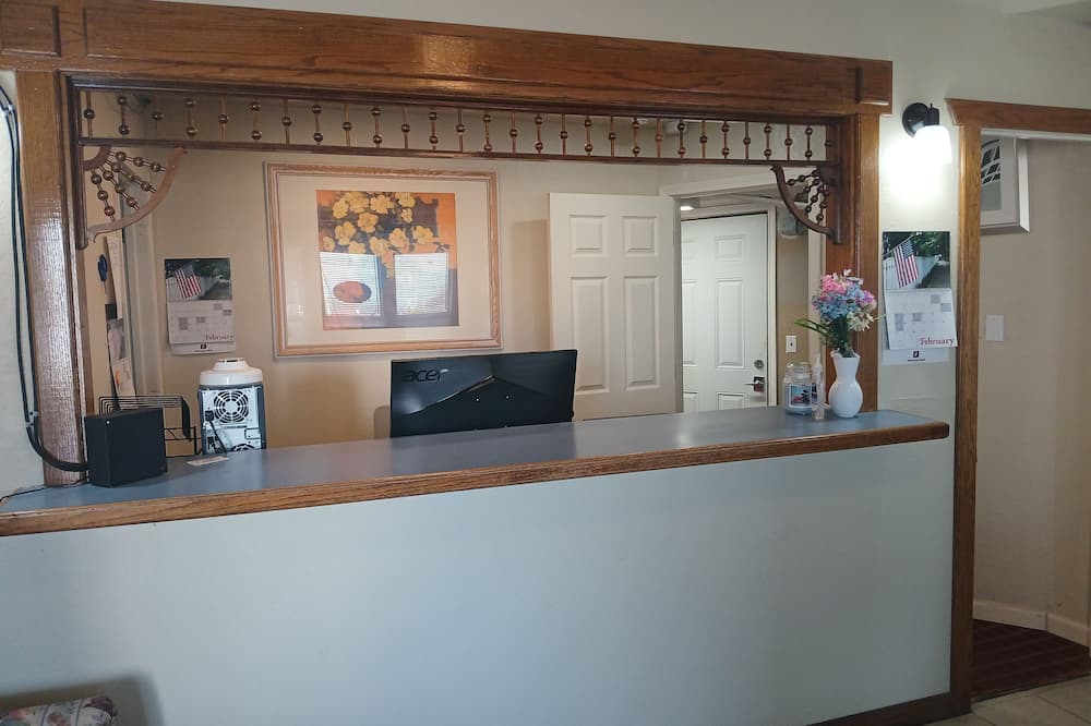 76 Family Inn
