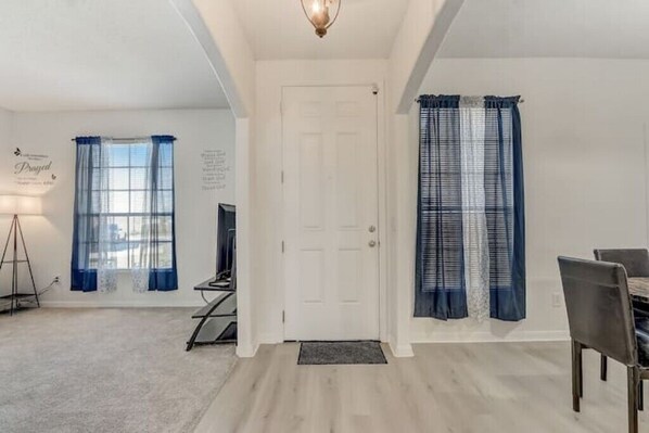 Interior - Relax with Nature-Family Home away from home (Davenport)