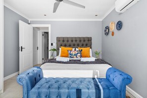 5 bedrooms, free WiFi, bed sheets