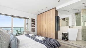 Room - Seacliffe 502 - Two Bedroom Apartment, Sleeps 4 (Cape Town)