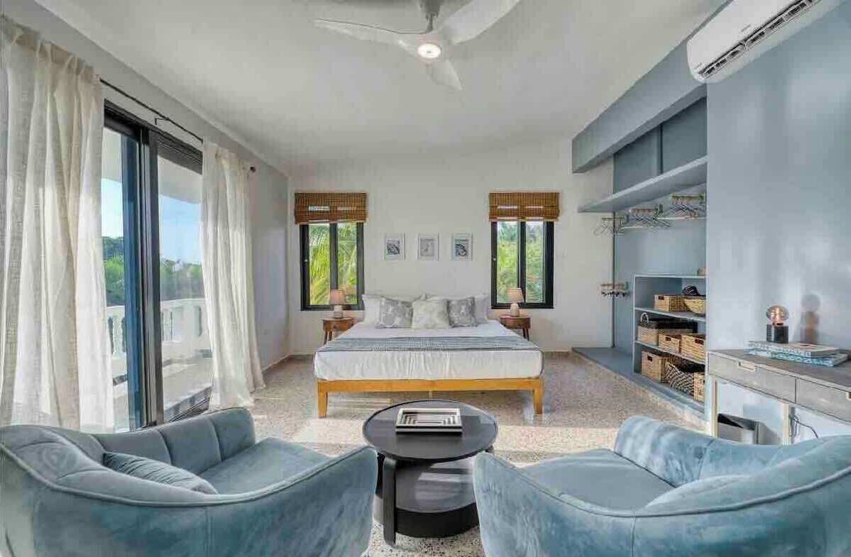 5 bedrooms, iron/ironing board, travel cot, WiFi