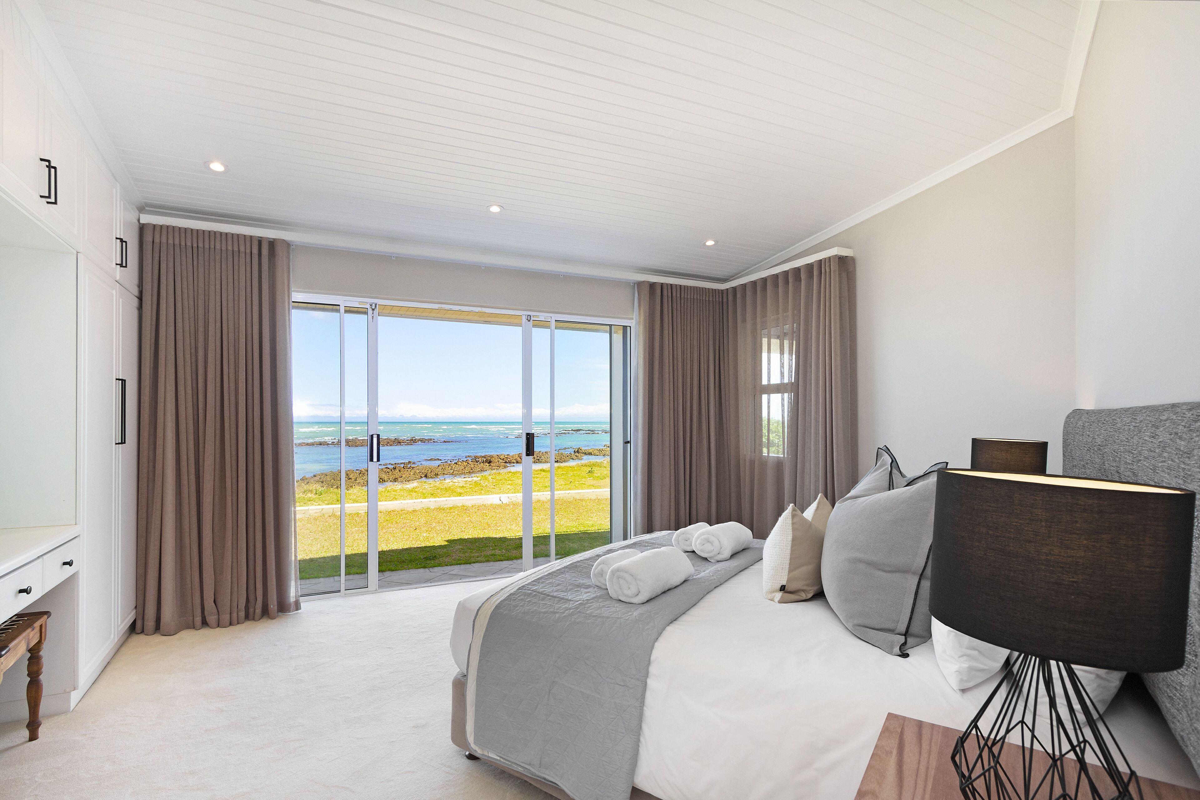 6 chambres, Wi-Fi gratuit, draps fournis