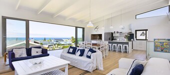 Suidersee-Voelklip - Four Bedroom House, Sleeps 10