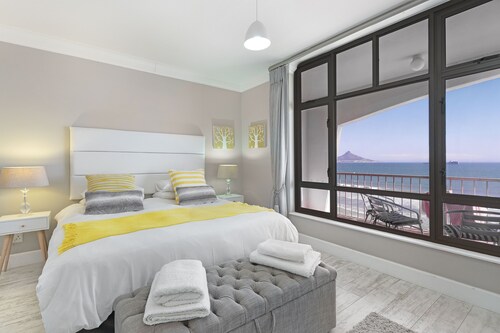 Witsand 804 - Two Bedroom Apartment, Sleeps 4