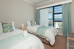 4 bedrooms, free WiFi, bed sheets