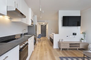 Fridge, microwave, oven, stovetop - The Tokyo 705 - Studio Apartment, Sleeps 2 (Cape Town)
