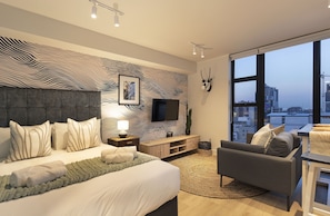 1 bedroom, free WiFi, bed sheets