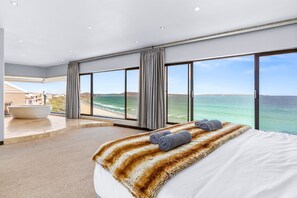 5 bedrooms, free WiFi, bed sheets