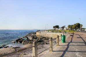 Uitzicht op strand/zee