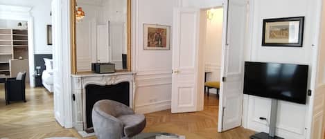 Smart-tv och en stereo
