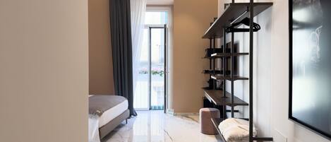 Deluxe Room | Premium bedding, down comforters, free minibar, in-room safe