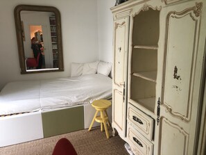 4 bedrooms, iron/ironing board, WiFi, bed sheets - Maison et Jardin aux Portes de Paris !! JO 2024 !! Accor Arena 5 km (Montreuil)