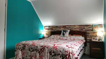 2 slaapkamers, een strijkplank/strijkijzer, wifi, beddengoed