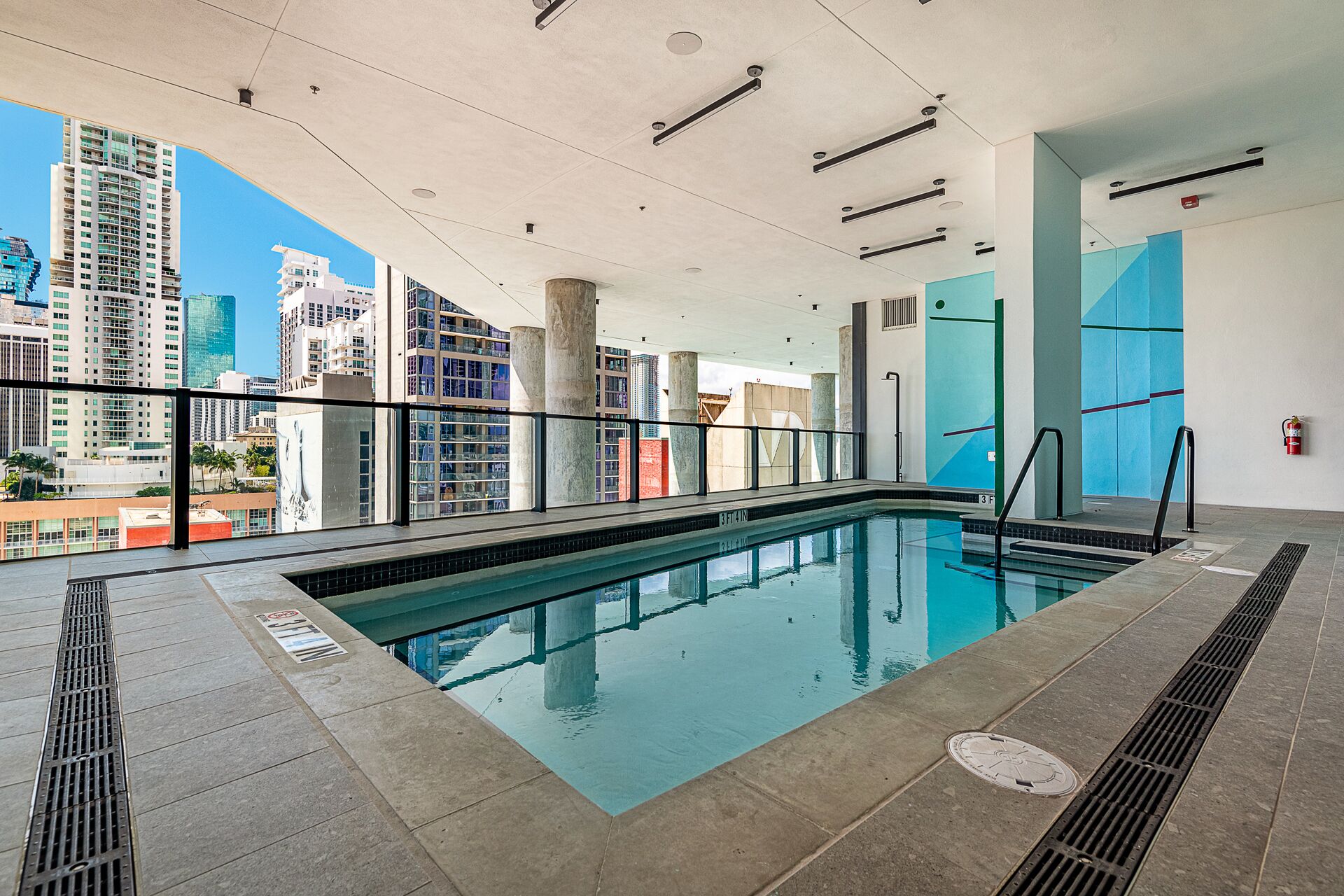 Indoor pool, outdoor pool