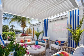 Property grounds - Salt Water Suites - #2 Florida Suite (North Redington Beach)