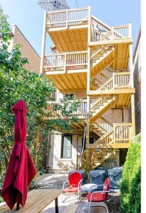 Property grounds - Bucktown Loft - top floor, near Bloomingdale Trail (Chicago)