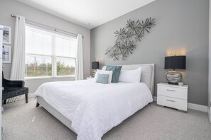 4 chambres, fer et planche à repasser, Wi-Fi, draps fournis