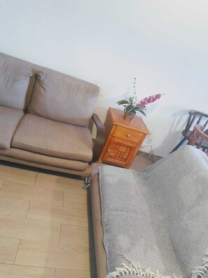 Smart TV - Casita a 10 min del Aeropuerto , Ideal si vas a Viajar !! (San Pedro Tlaquepaque)