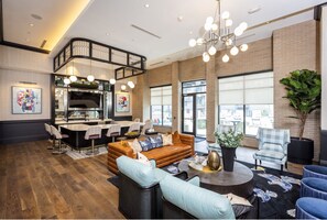 Lobby lounge