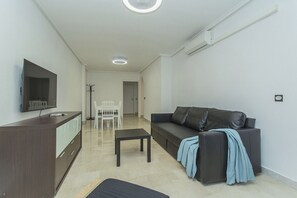 TV - 030 Melissa Beach Apartment - Alicante Holiday (La Mata)