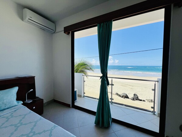 Blackout curtains, free WiFi, bed sheets