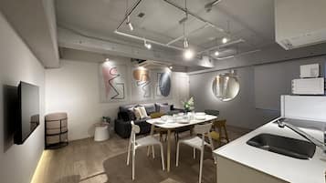 Family Apartment, 1 Bedroom (501) | 1 bedroom, iron/ironing board, free WiFi, bed sheets