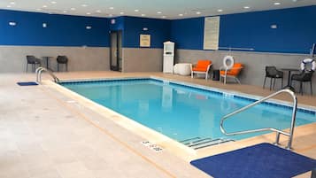 Indendørs pool