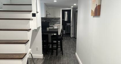 Modern & cozy basement apartment in Queens near Public Transportation