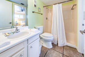 Appart'hĂŽtel, plusieurs lits (Moonspinner 211B) | Salle de bain