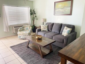 Condo, 1 Queen Bed with Sofa bed (Merrimac Resort #32) | Living area