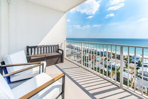 Appart'hôtel, 1 très grand lit et 1 canapé-lit (Laketown Wharf 1403) | Enceinte de l’hébergement