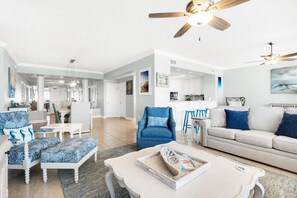 Condo, Multiple Beds (Hidden Dunes 403) | Living area