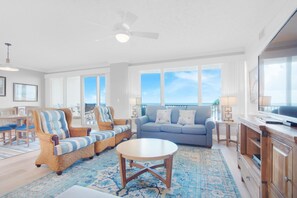 Lejlighed - flere senge (Hidden Dunes 304) | Opholdsområde | Tv