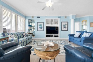Condo, Multiple Beds (Hidden Dunes 1704) | Living area