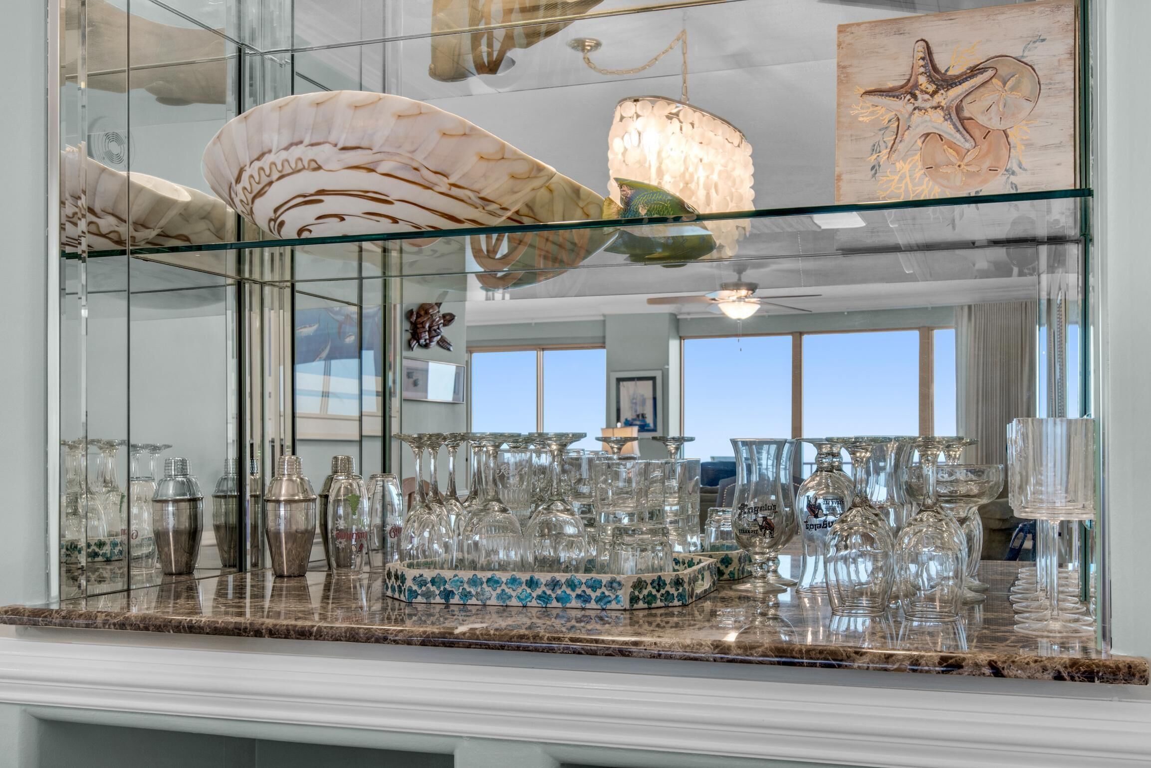 คอนโด, หลายเตียง (Hidden Dunes 1501) | ร้านอาหาร