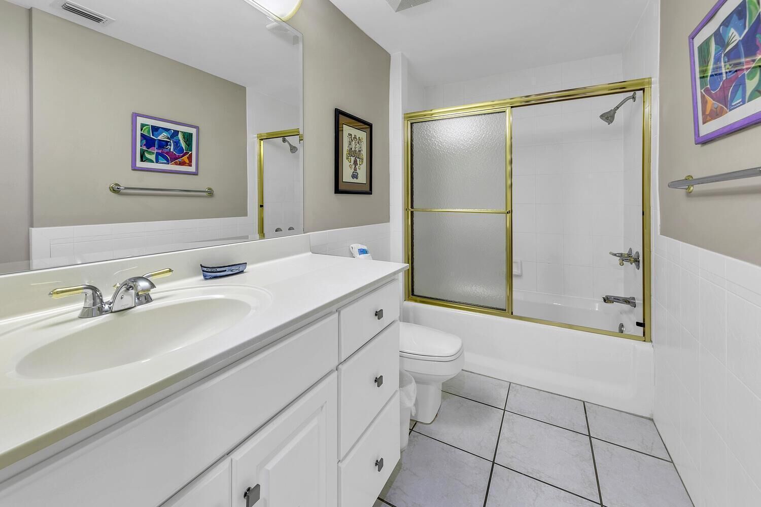 Apartment, Mehrere Betten (Hidden Dunes 1303) | Badezimmer